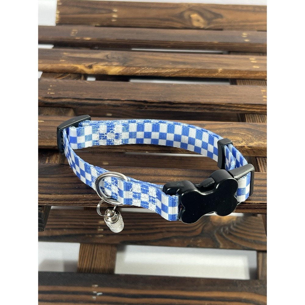 Plastic Clip Collar - Checker Blue /White - 1/2" Wide - Fits 6-9" Neck - Small - Picture 2 of 6